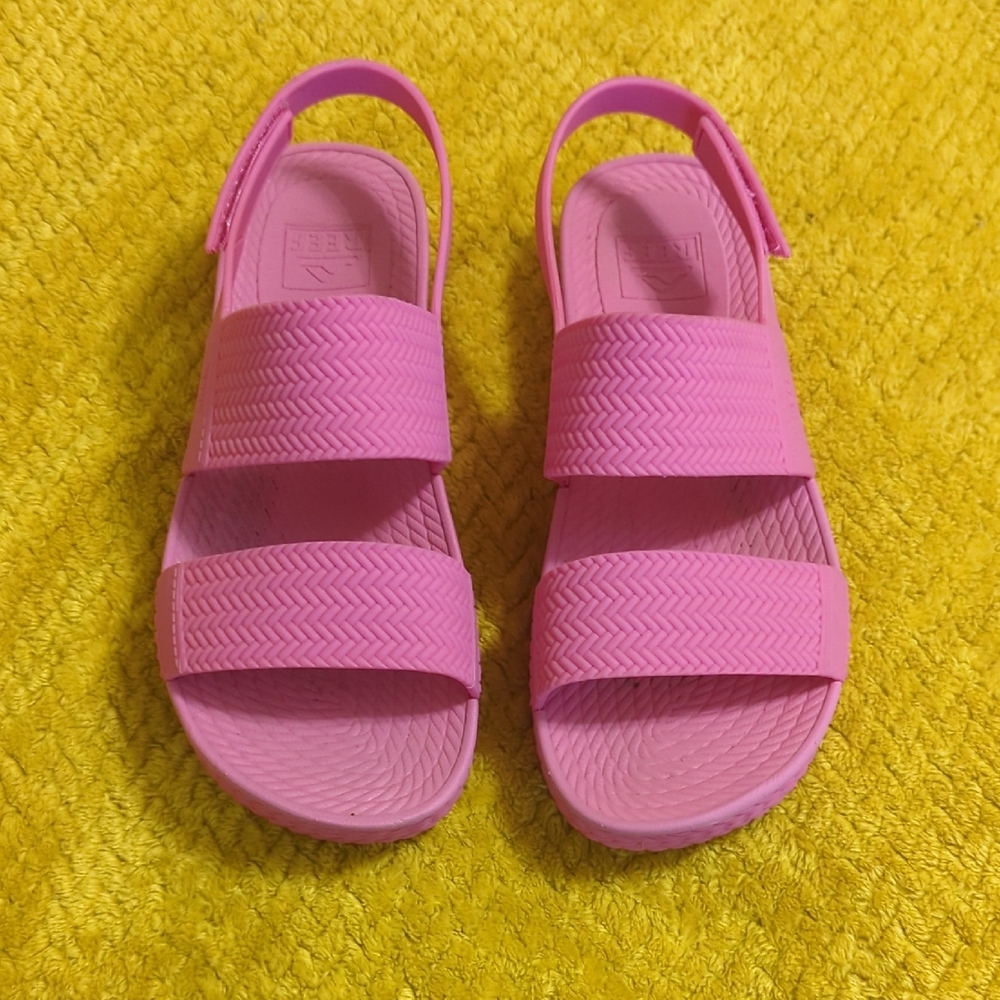 Reef Pink Women's Sandals